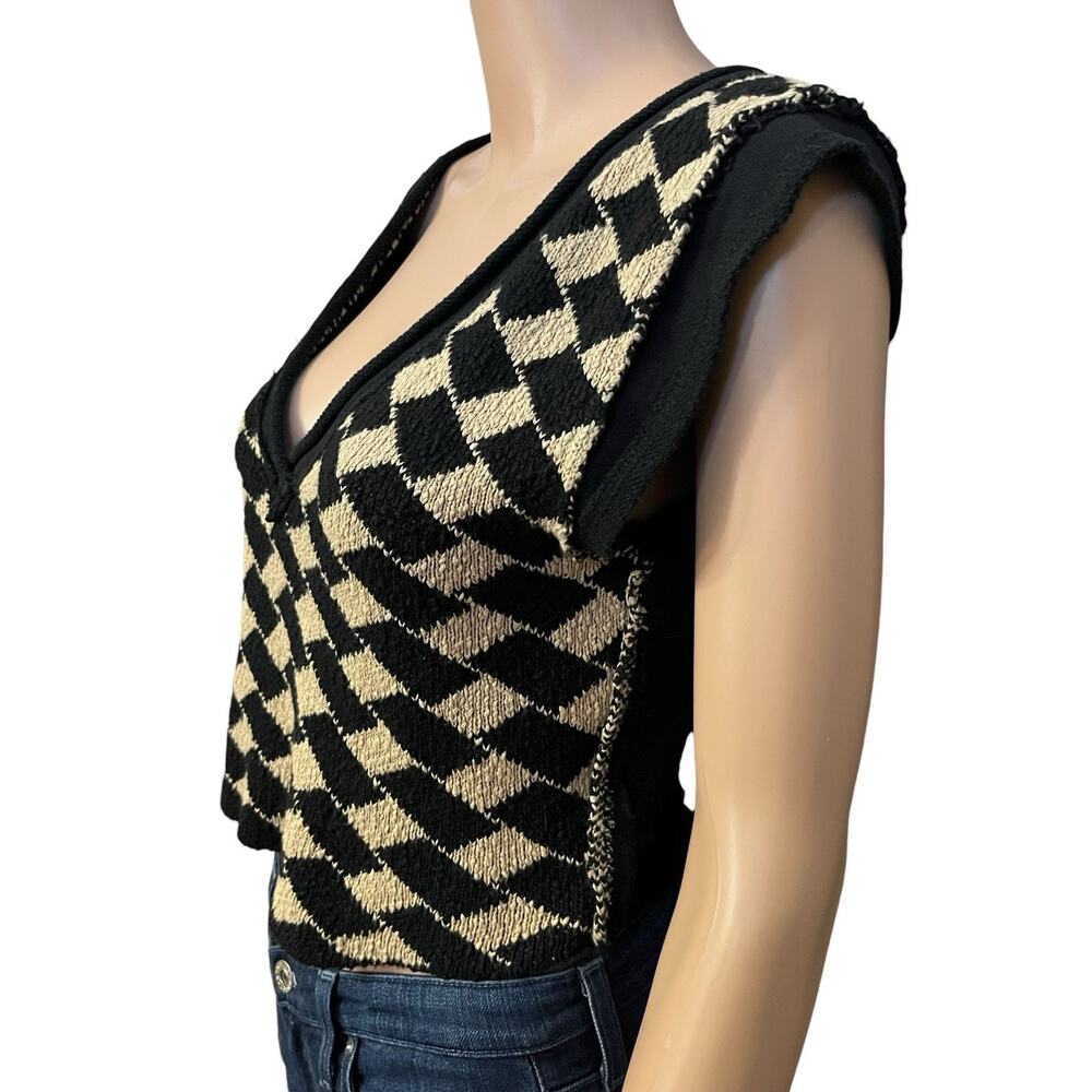 Free People Lola Cropped Knit Top Medium Geometric Boho V Neck Sleeveless - Picture 2 of 8